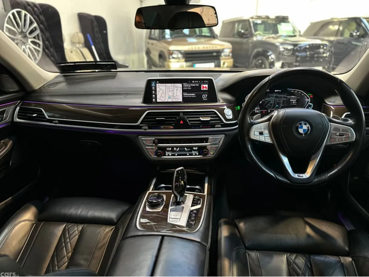 BMW 7-Series Saloon, Petrol Plug-in Hybrid, 2022, Black