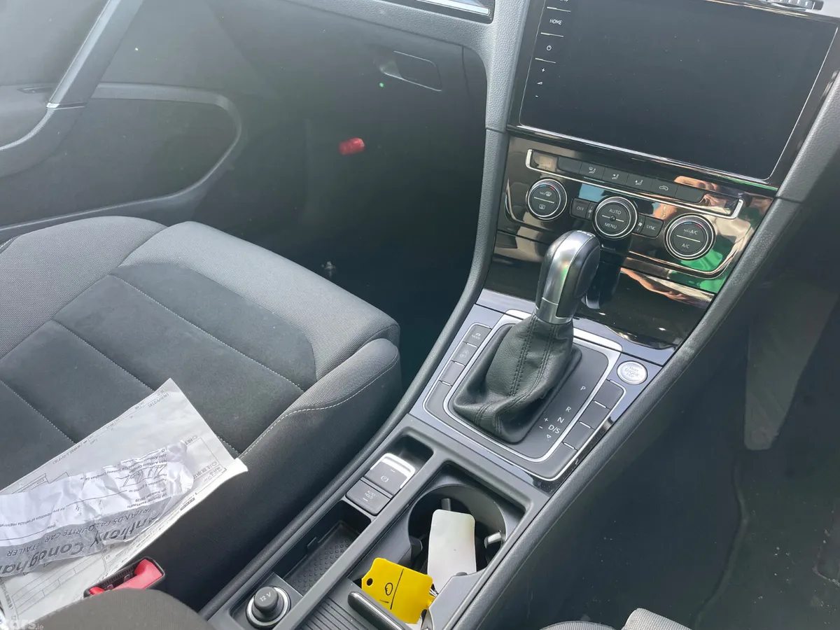 Volkswagen Golf Hatchback, Petrol, 2018, Blue