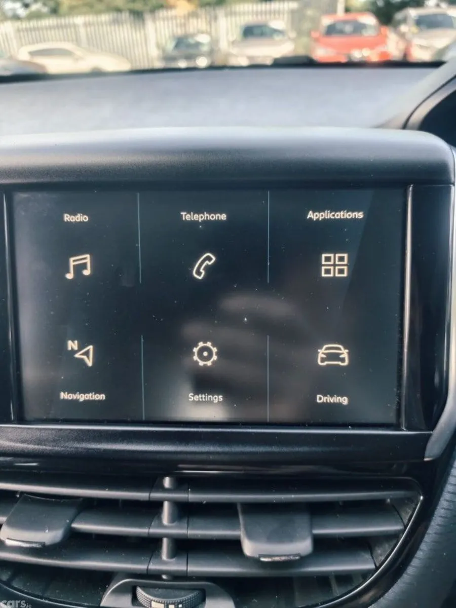 Peugeot 2008 Estate, Petrol, 2019, White