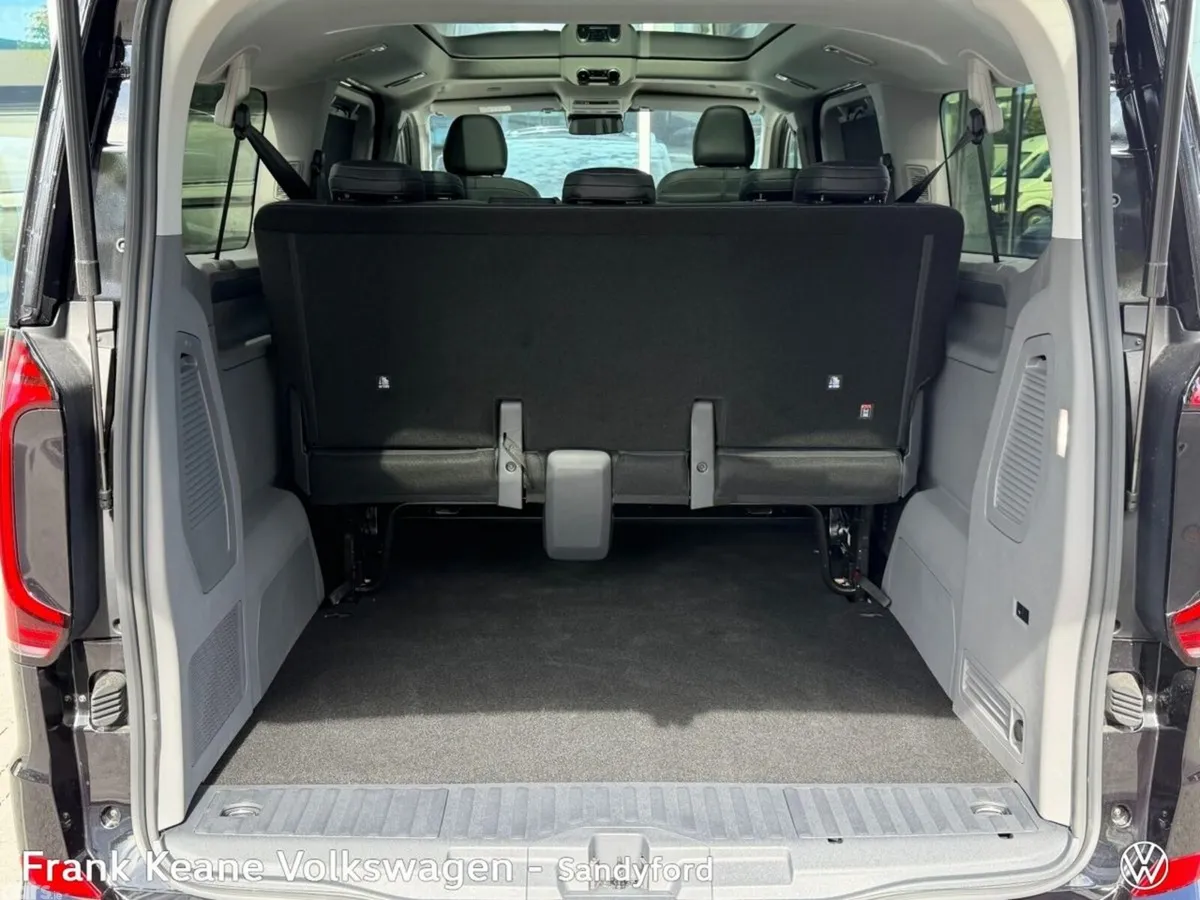 Volkswagen Caravelle MPV, Petrol Plug-in Hybrid, 2026, Black
