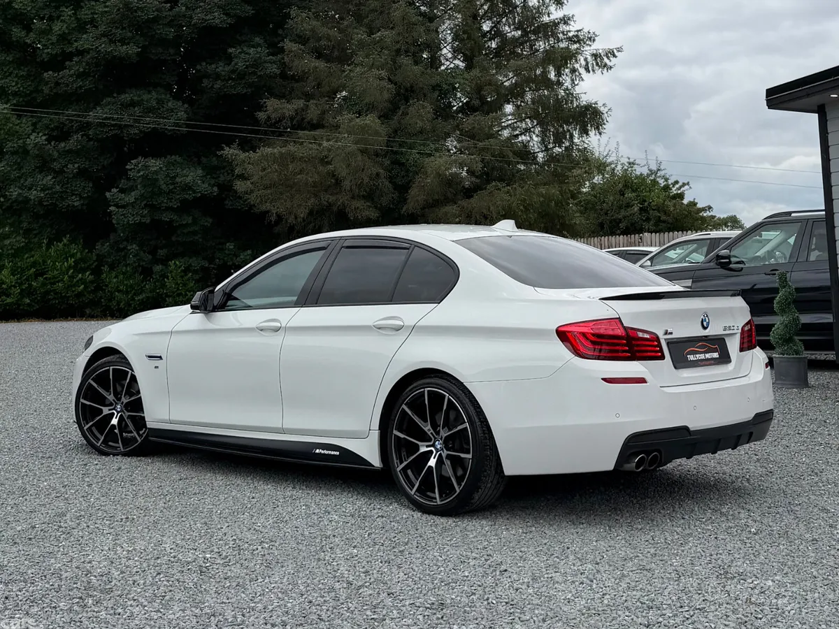 BMW 5-Series Saloon, Diesel, 2016, White
