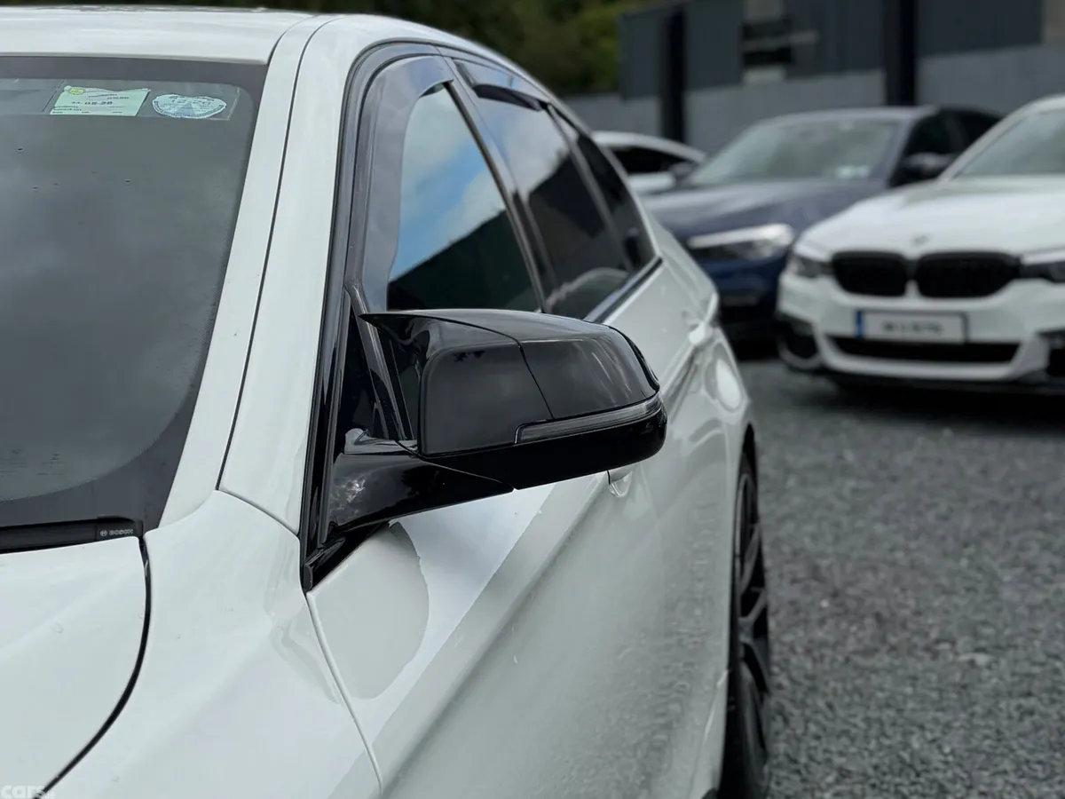 BMW 5-Series Saloon, Diesel, 2016, White