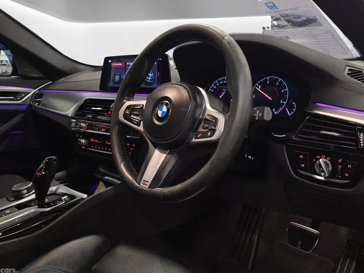 BMW 5-Series Estate, Diesel, 2019, Blue