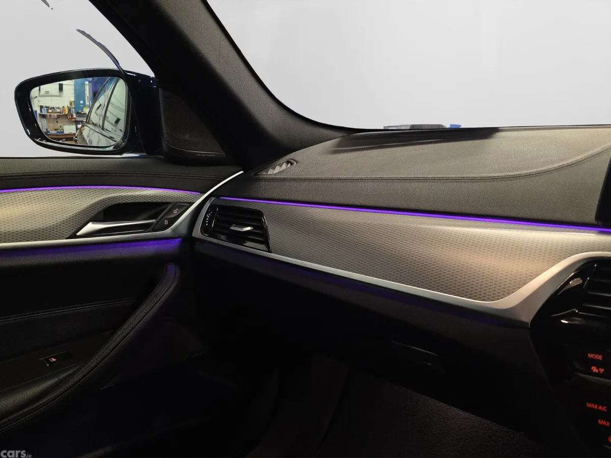 BMW 5-Series Estate, Diesel, 2019, Blue