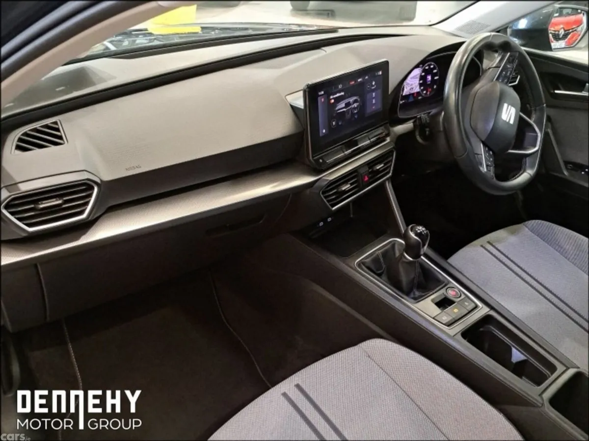 SEAT Leon Estate, Petrol, 2021, Grey