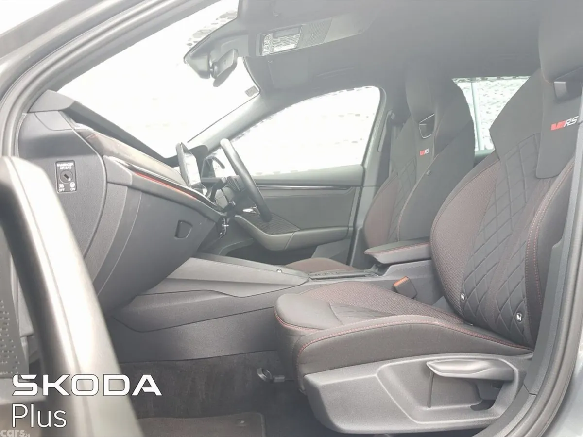 Skoda Octavia Estate, Diesel, 2024, Grey