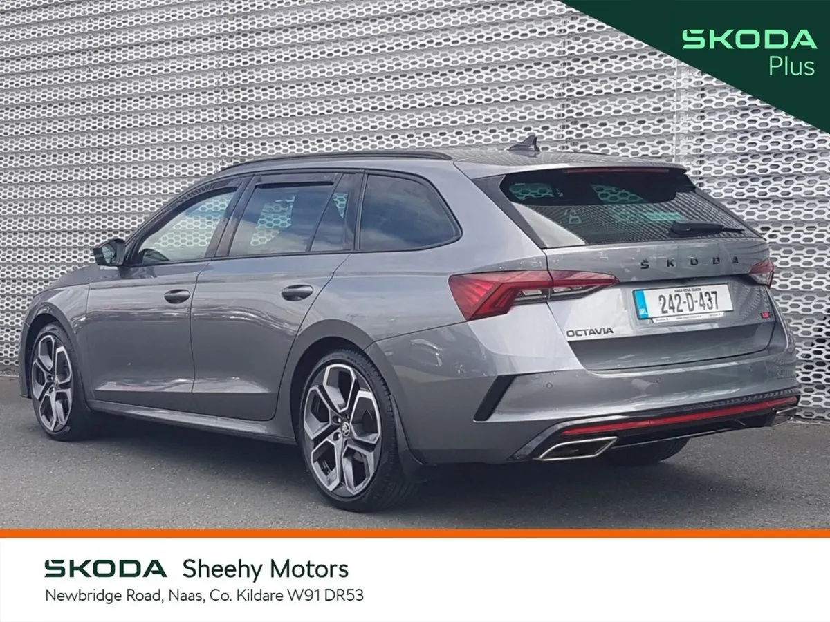 Skoda Octavia Estate, Diesel, 2024, Grey