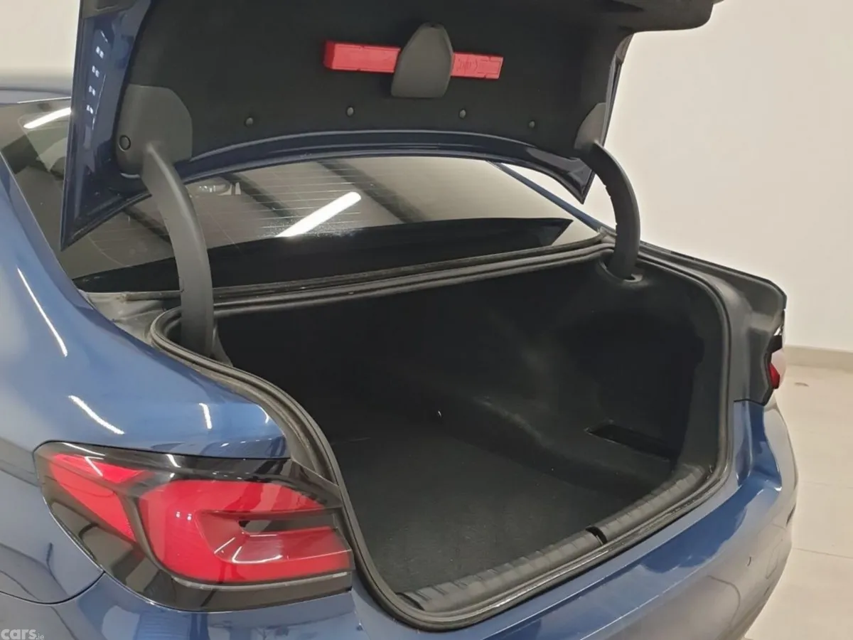 BMW 5-Series Saloon, Diesel, 2021, Blue