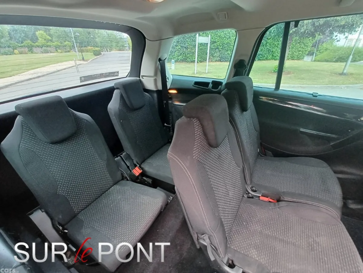 Citroen Grand C4 Picasso MPV, Diesel, 2013, Red