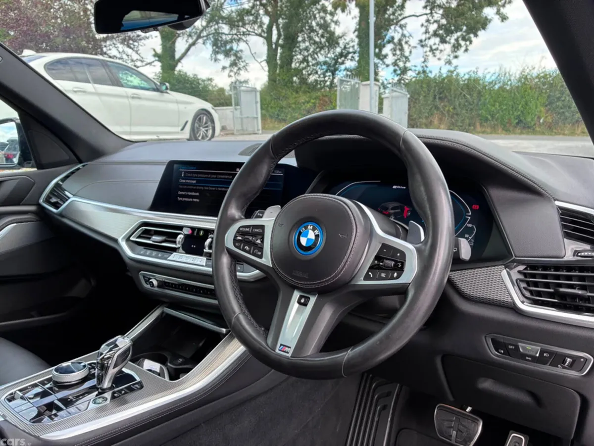 BMW X5 SUV, Petrol Plug-in Hybrid, 2023, White