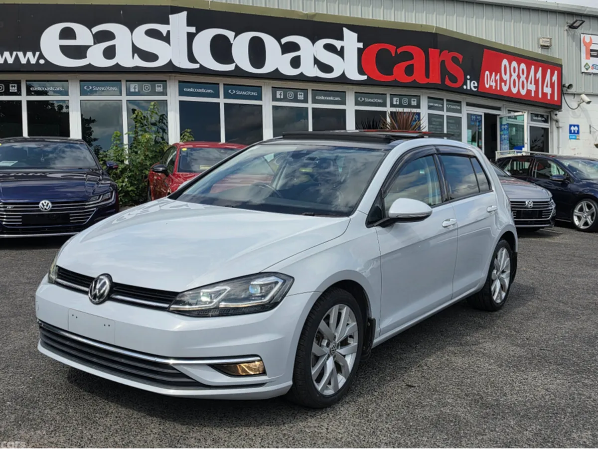 Volkswagen Golf Hatchback, Petrol, 2018, White