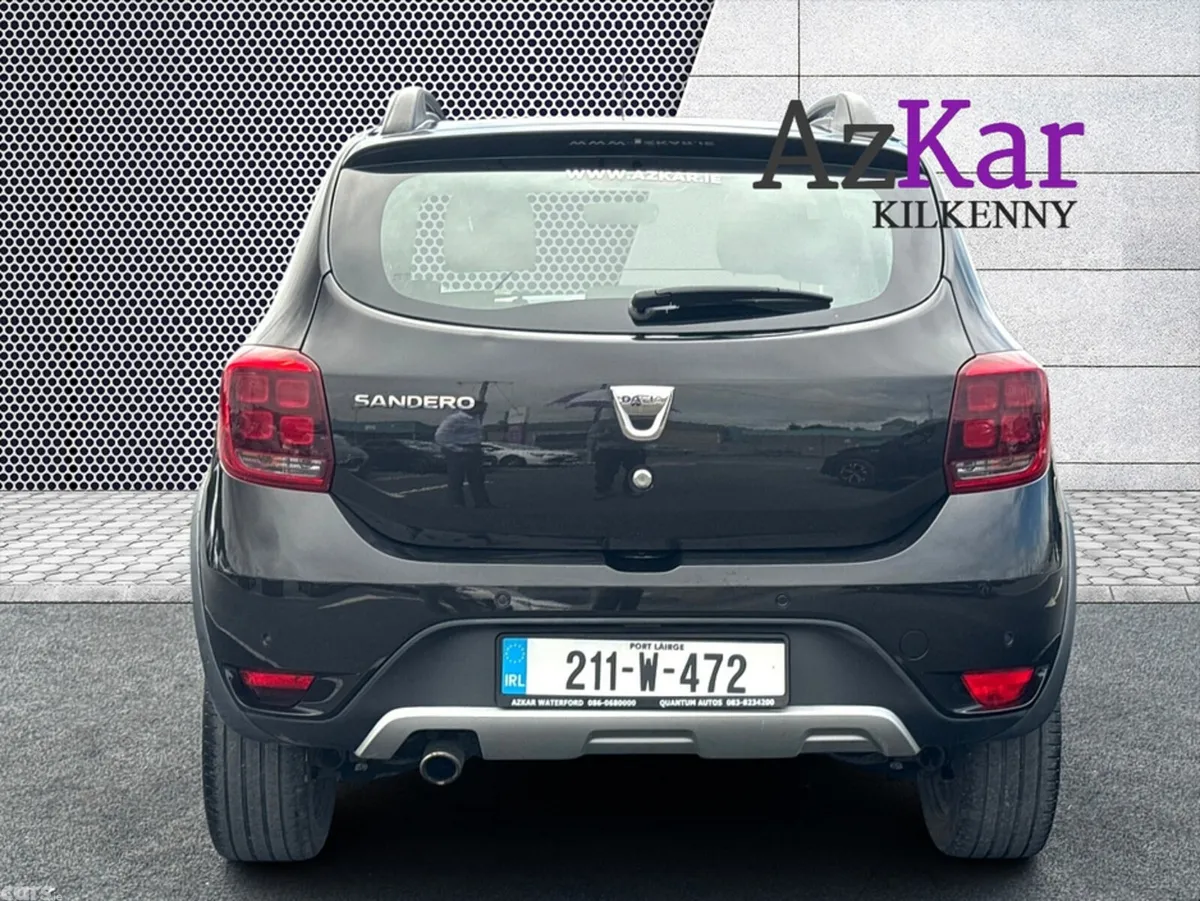 Dacia Sandero Hatchback, Petrol, 2021, Black