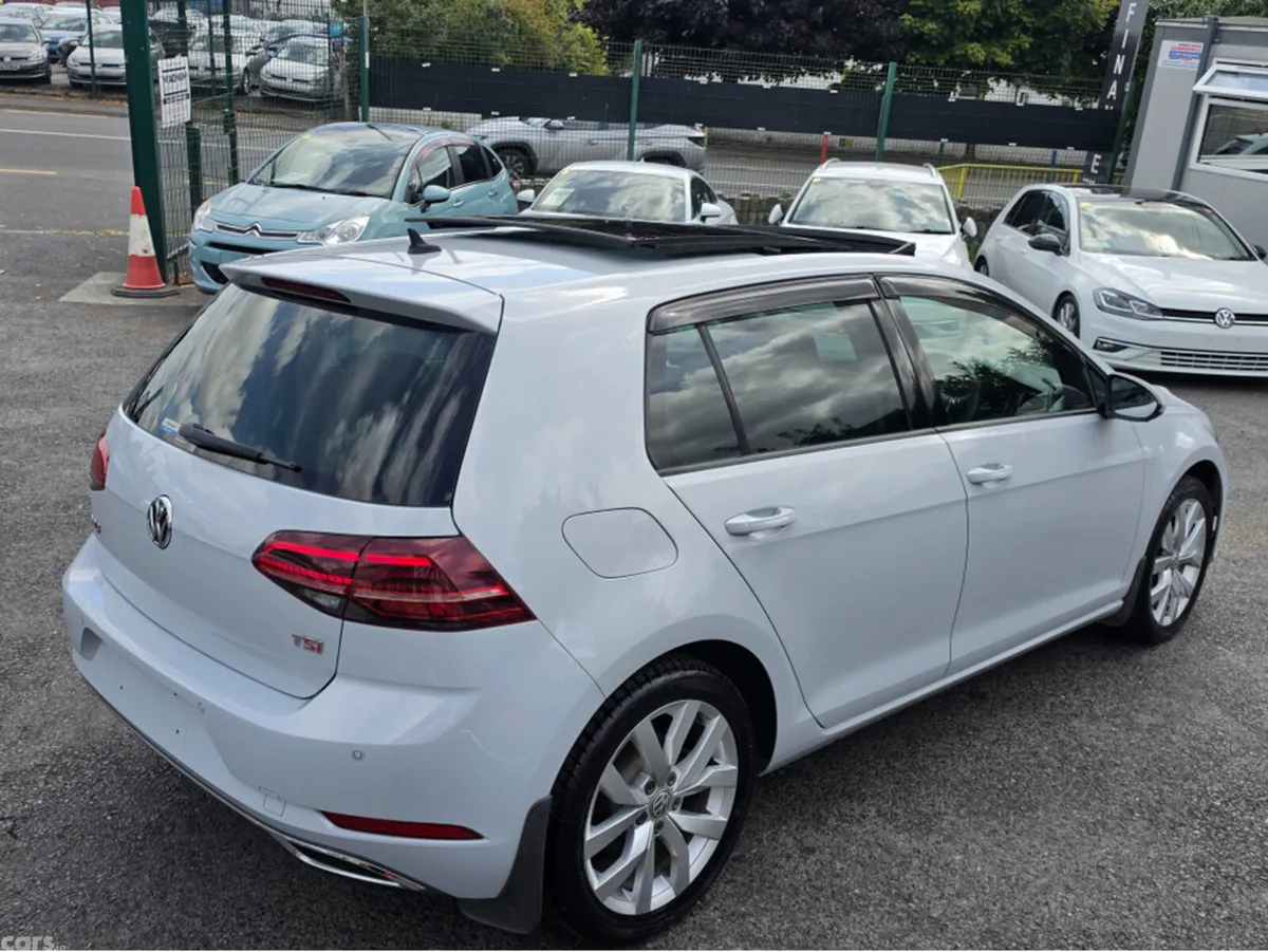 Volkswagen Golf Hatchback, Petrol, 2018, White