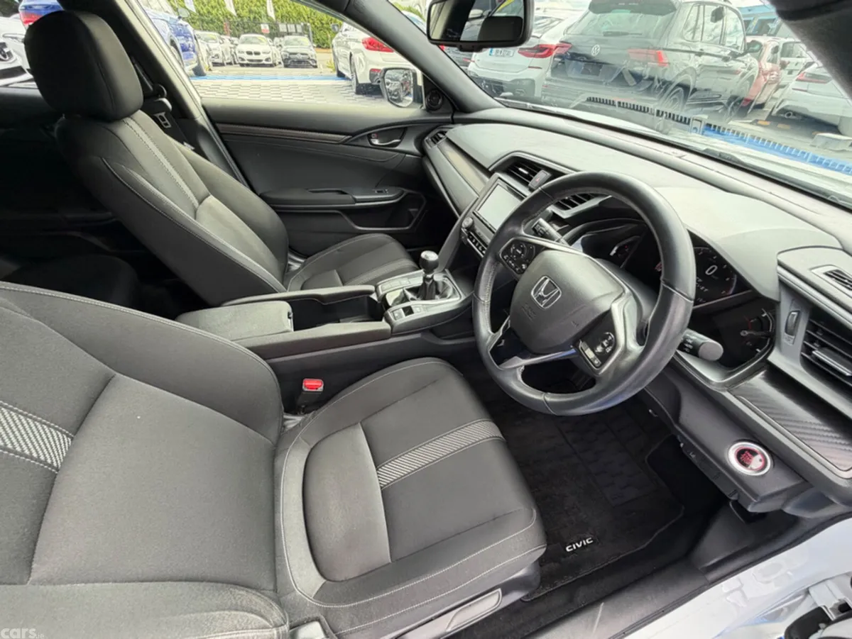 Honda Civic Hatchback, Petrol, 2019, White