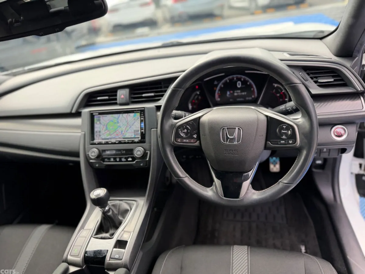 Honda Civic Hatchback, Petrol, 2019, White