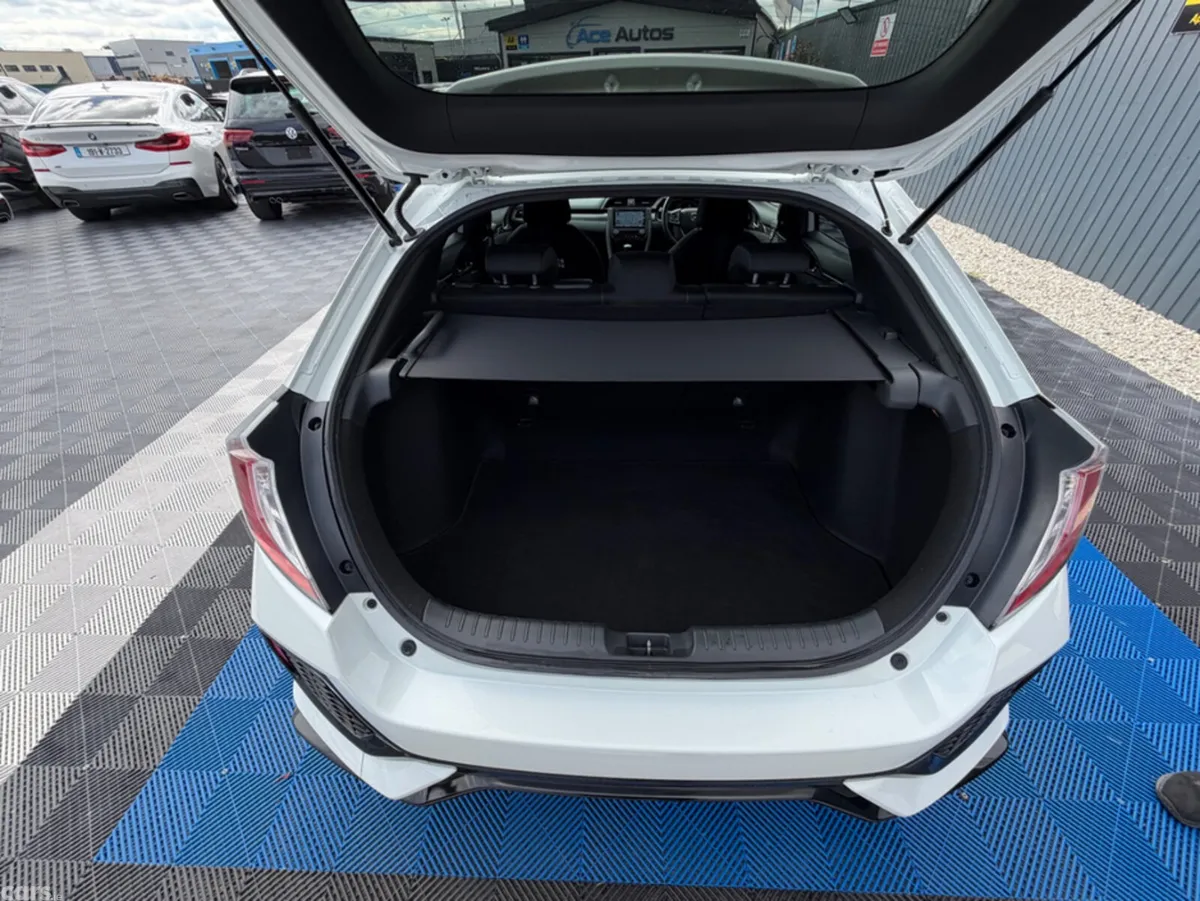 Honda Civic Hatchback, Petrol, 2019, White