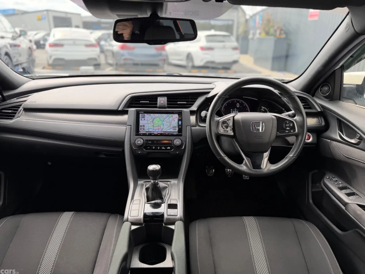 Honda Civic Hatchback, Petrol, 2019, White
