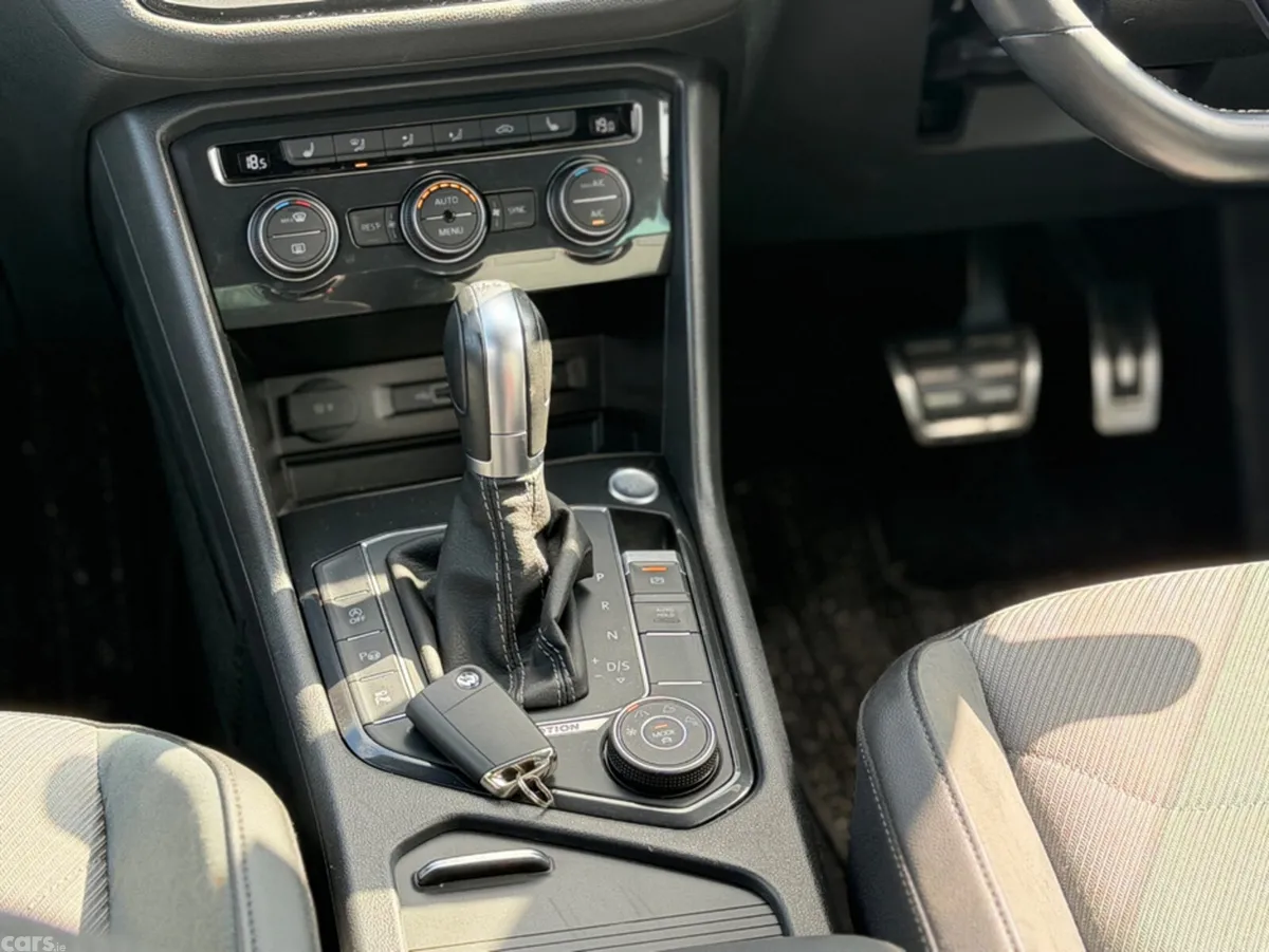 Volkswagen Tiguan SUV, Diesel, 2019, White
