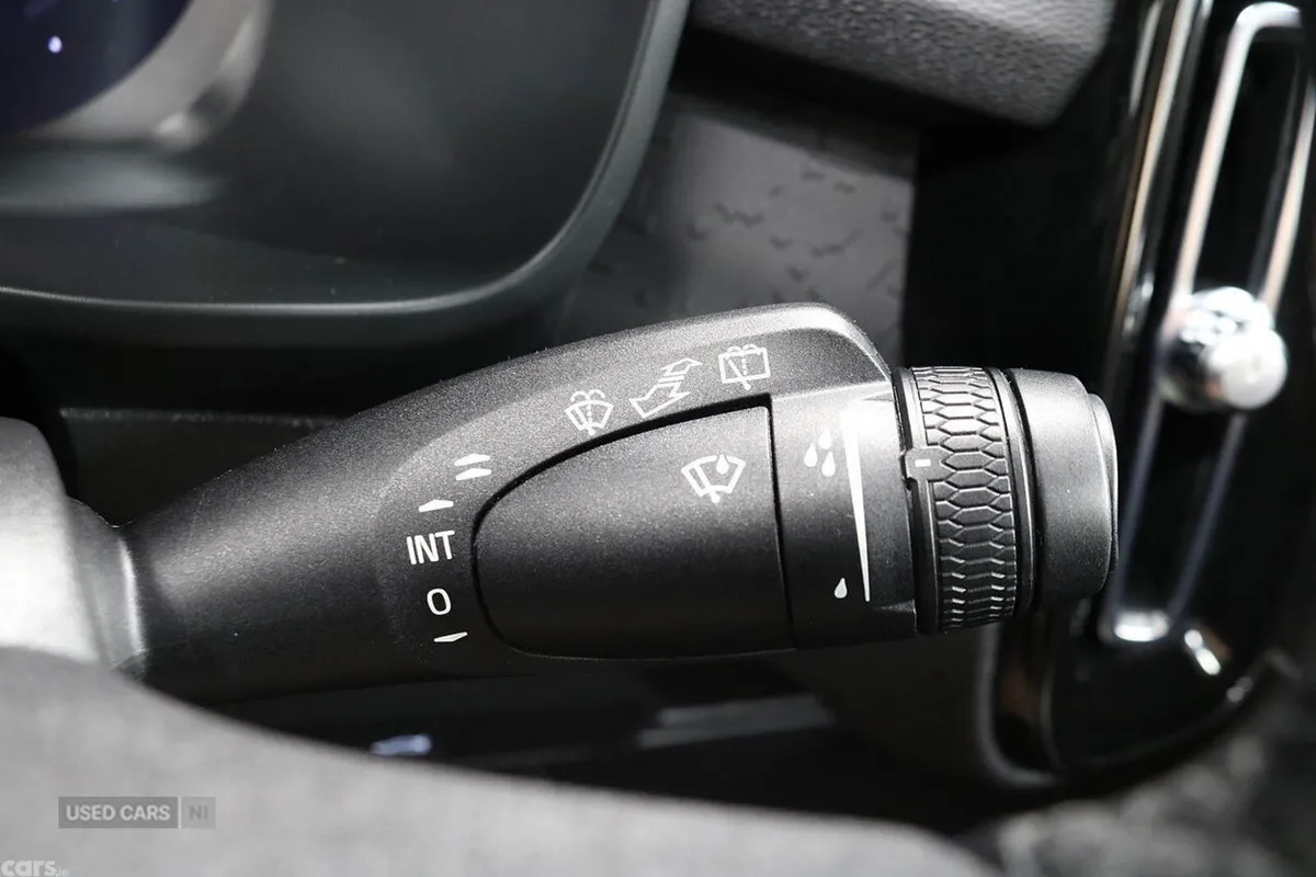 Volvo XC40 SUV, Electric, 2023, Grey