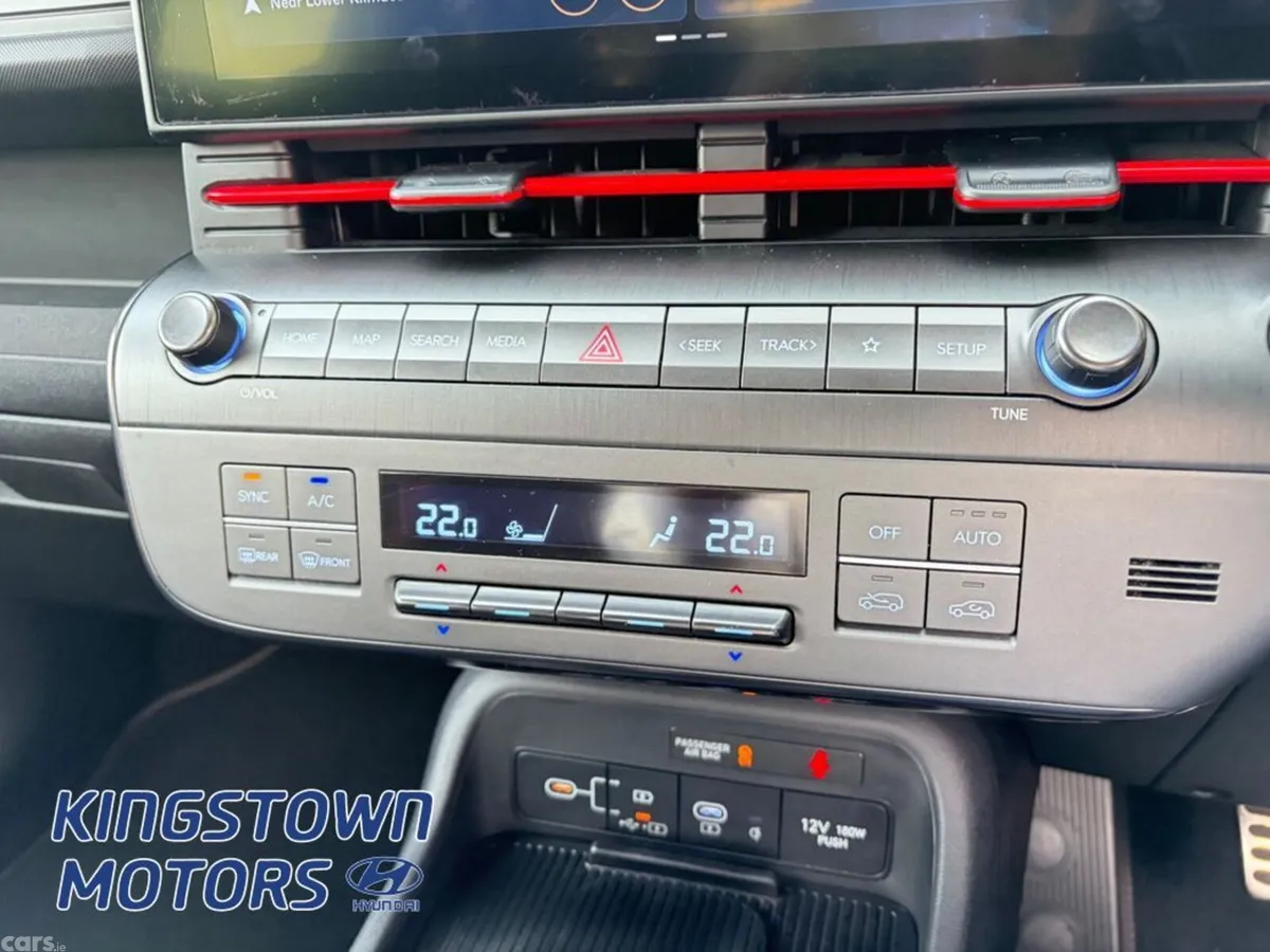 Hyundai KONA MPV, Petrol, 2023, Black