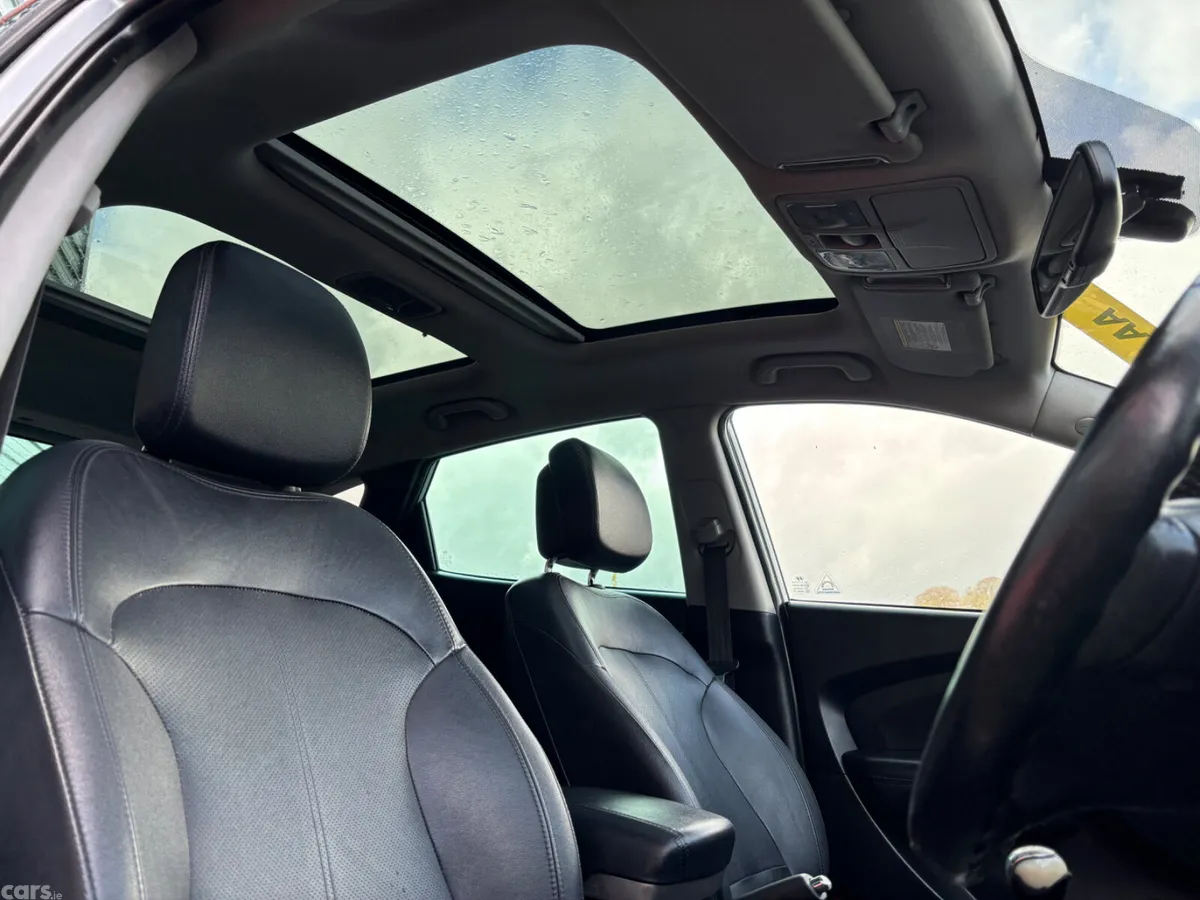 Hyundai ix35 SUV, Diesel, 2011, Silver