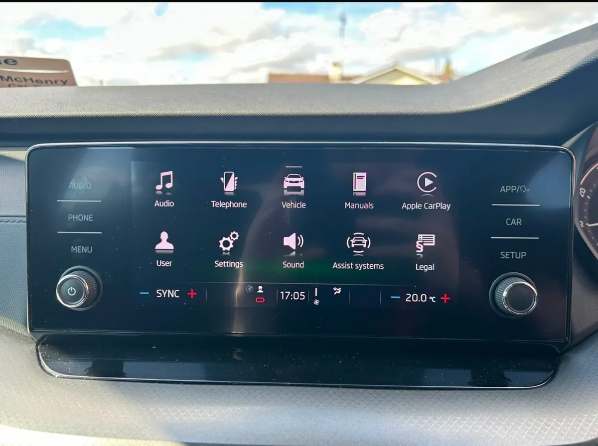 Skoda Octavia Saloon, Petrol, 2023, Grey