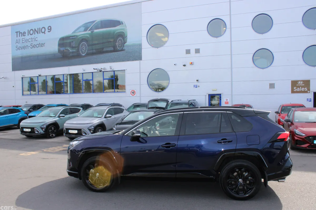 Toyota RAV4 SUV, Petrol Hybrid, 2024, Blue