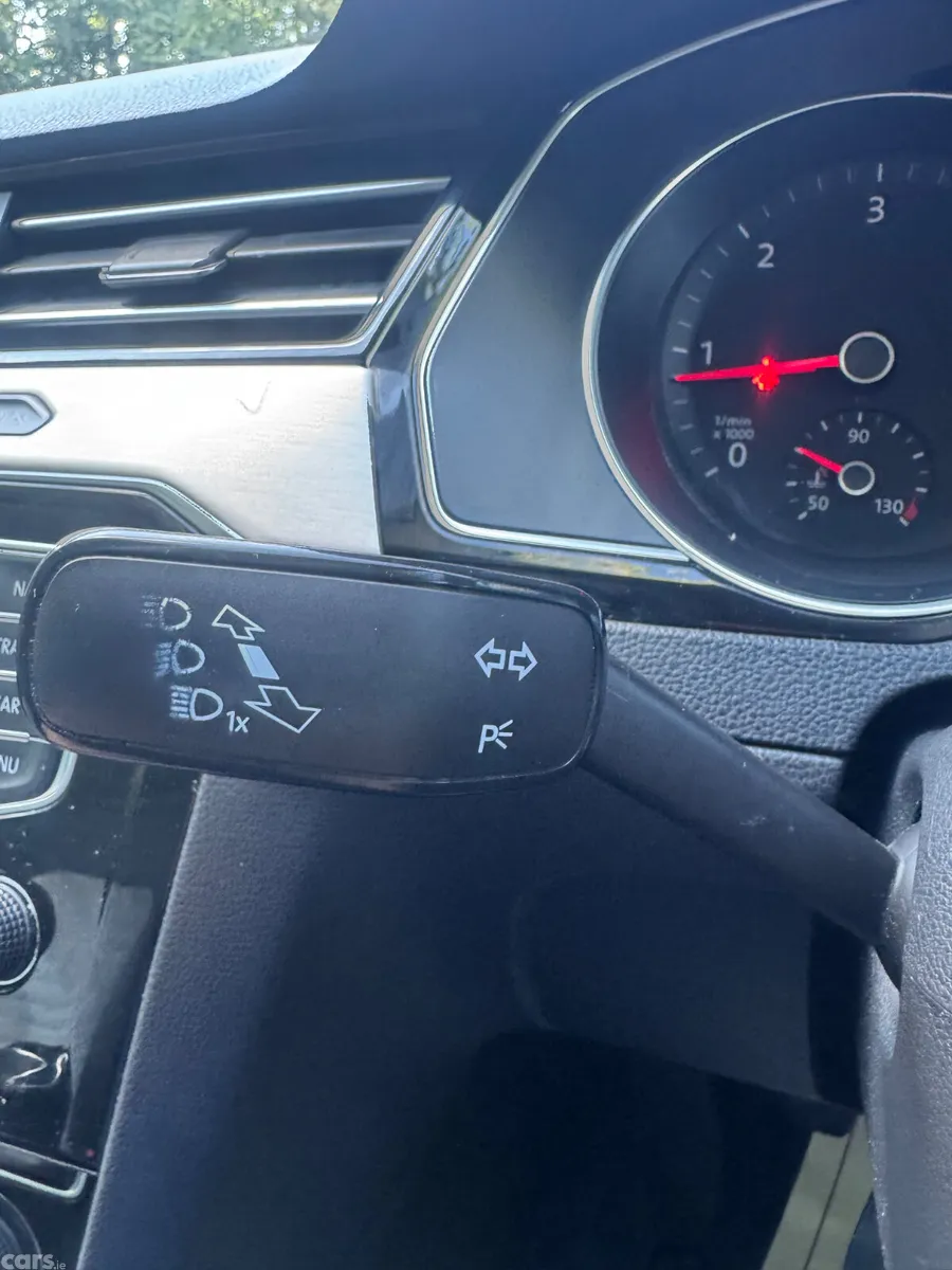 Volkswagen Passat Saloon, Diesel, 2015, Silver