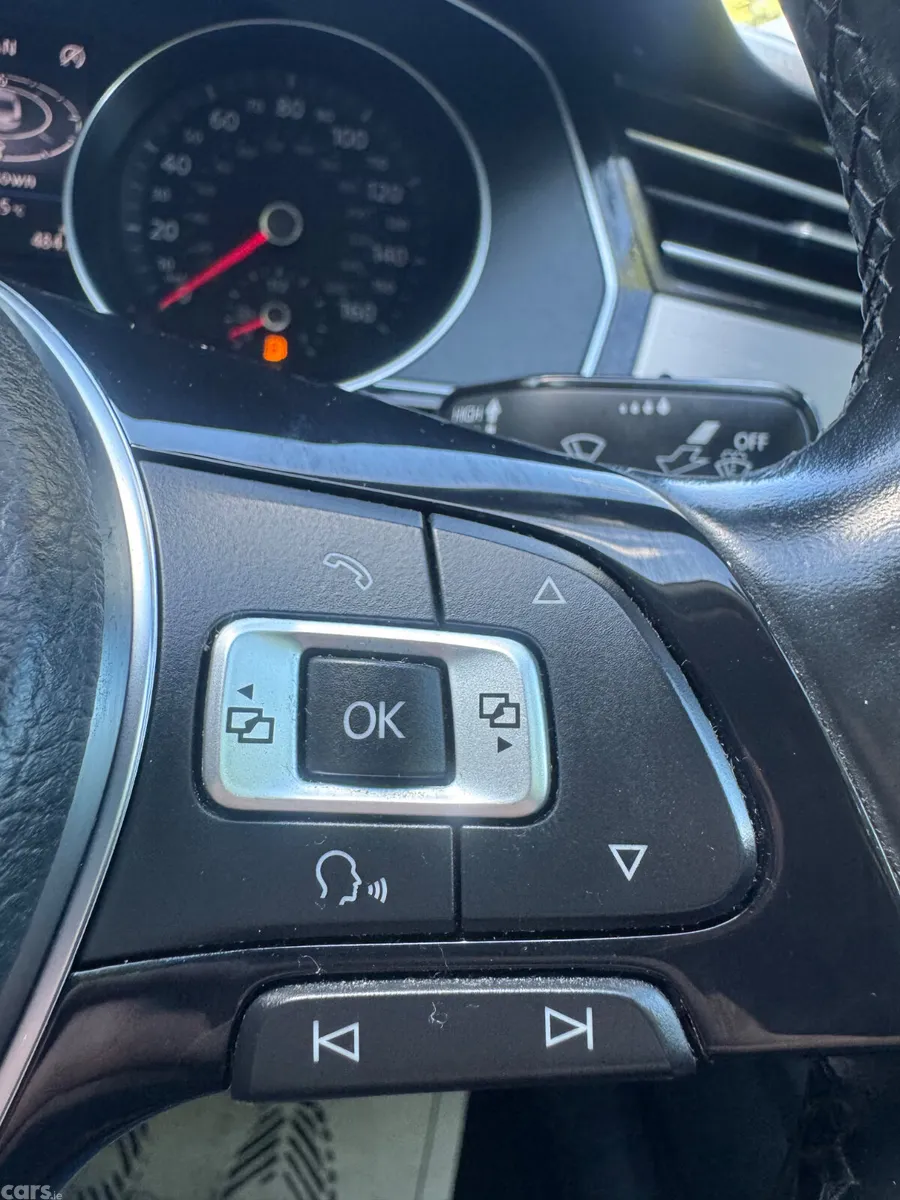 Volkswagen Passat Saloon, Diesel, 2015, Silver