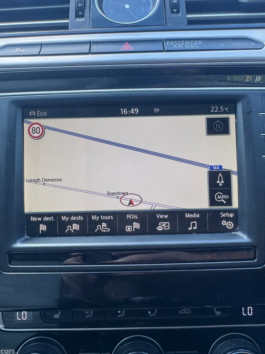 Volkswagen Passat Saloon, Diesel, 2015, Silver