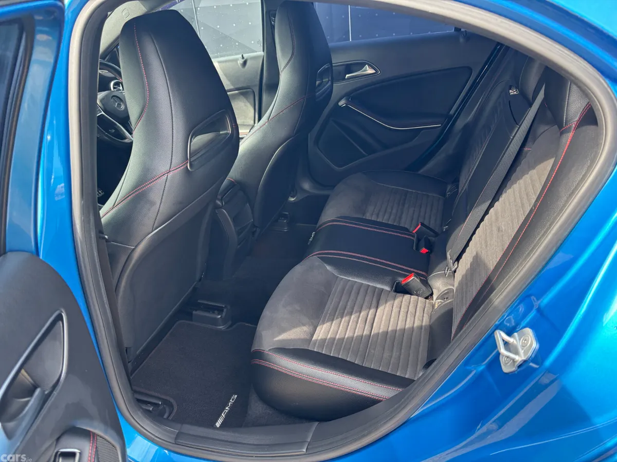Mercedes-Benz A-Class Hatchback, Petrol, 2015, Blue