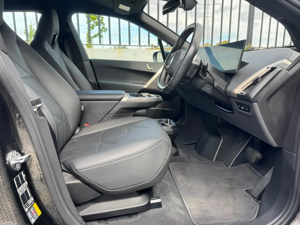 BMW iX SUV, Electric, 2023, Black