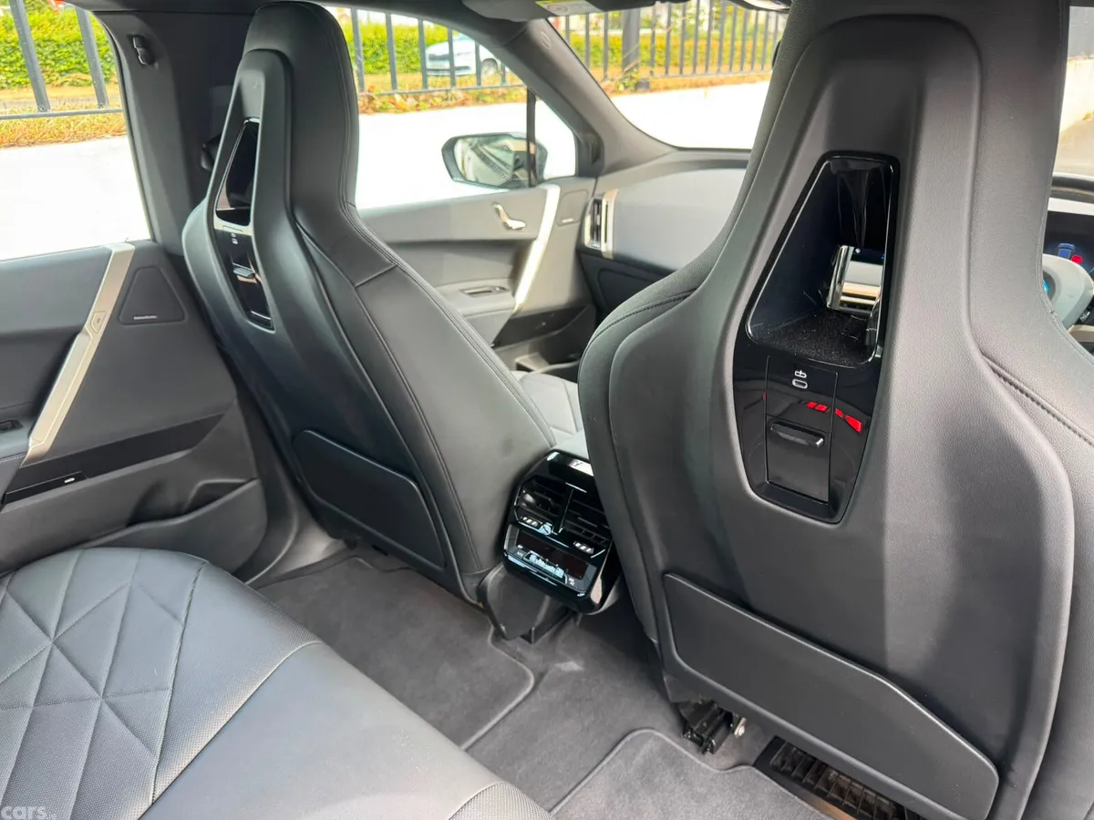 BMW iX SUV, Electric, 2023, Black