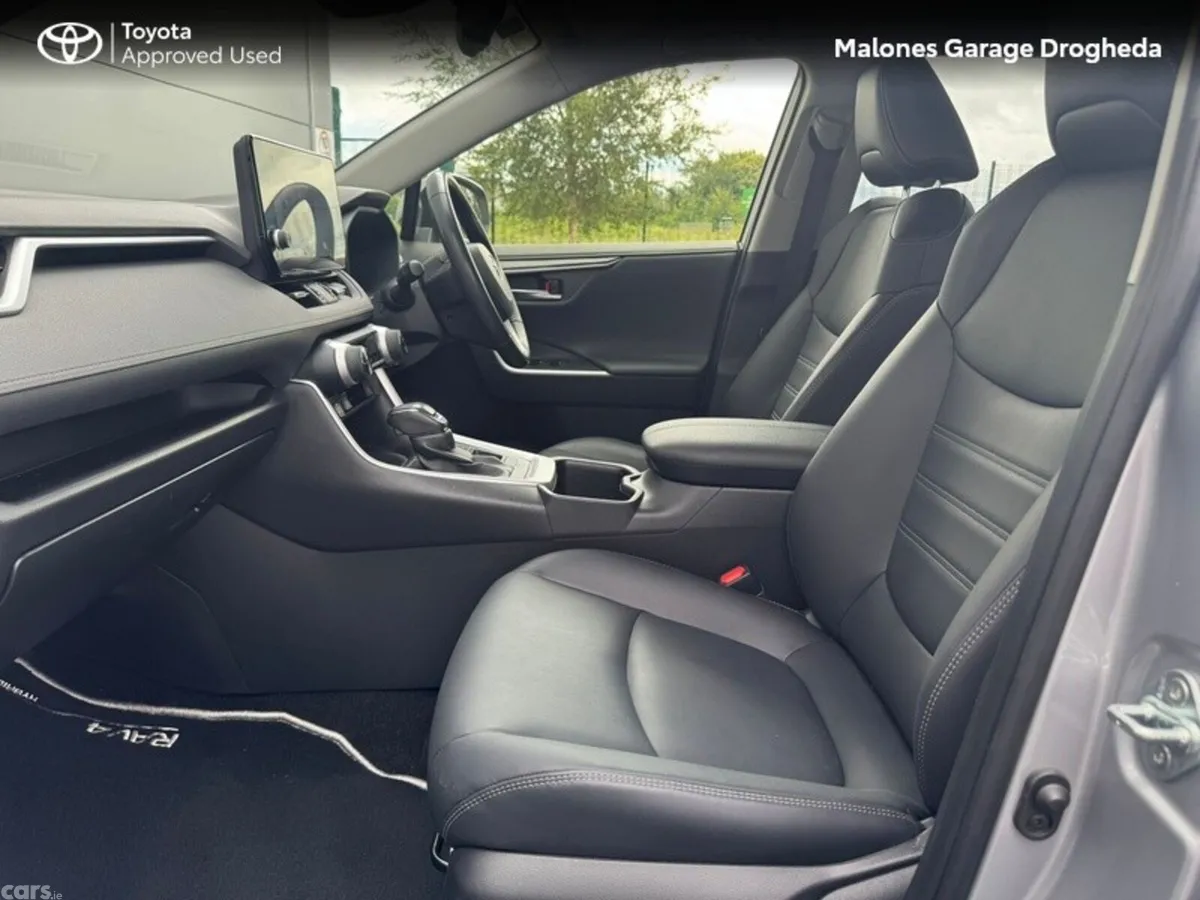 Toyota RAV4 SUV, Petrol Hybrid, 2023, Black