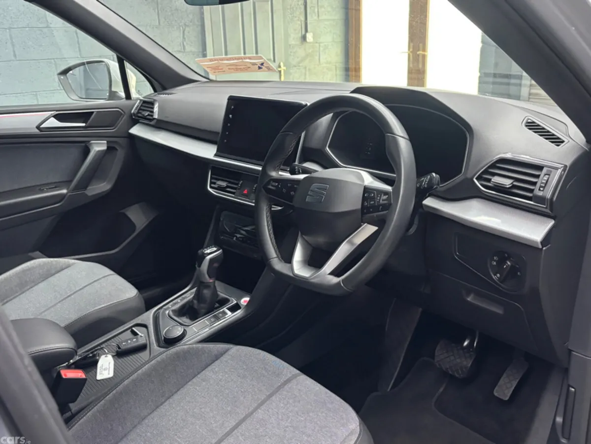 SEAT Tarraco Estate, Diesel, 2023, Grey