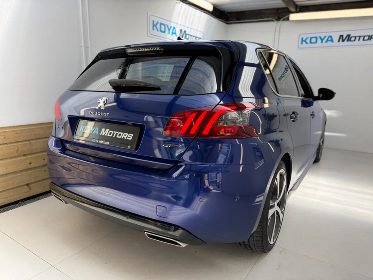 Peugeot 308 Hatchback, Diesel, 2019, Blue