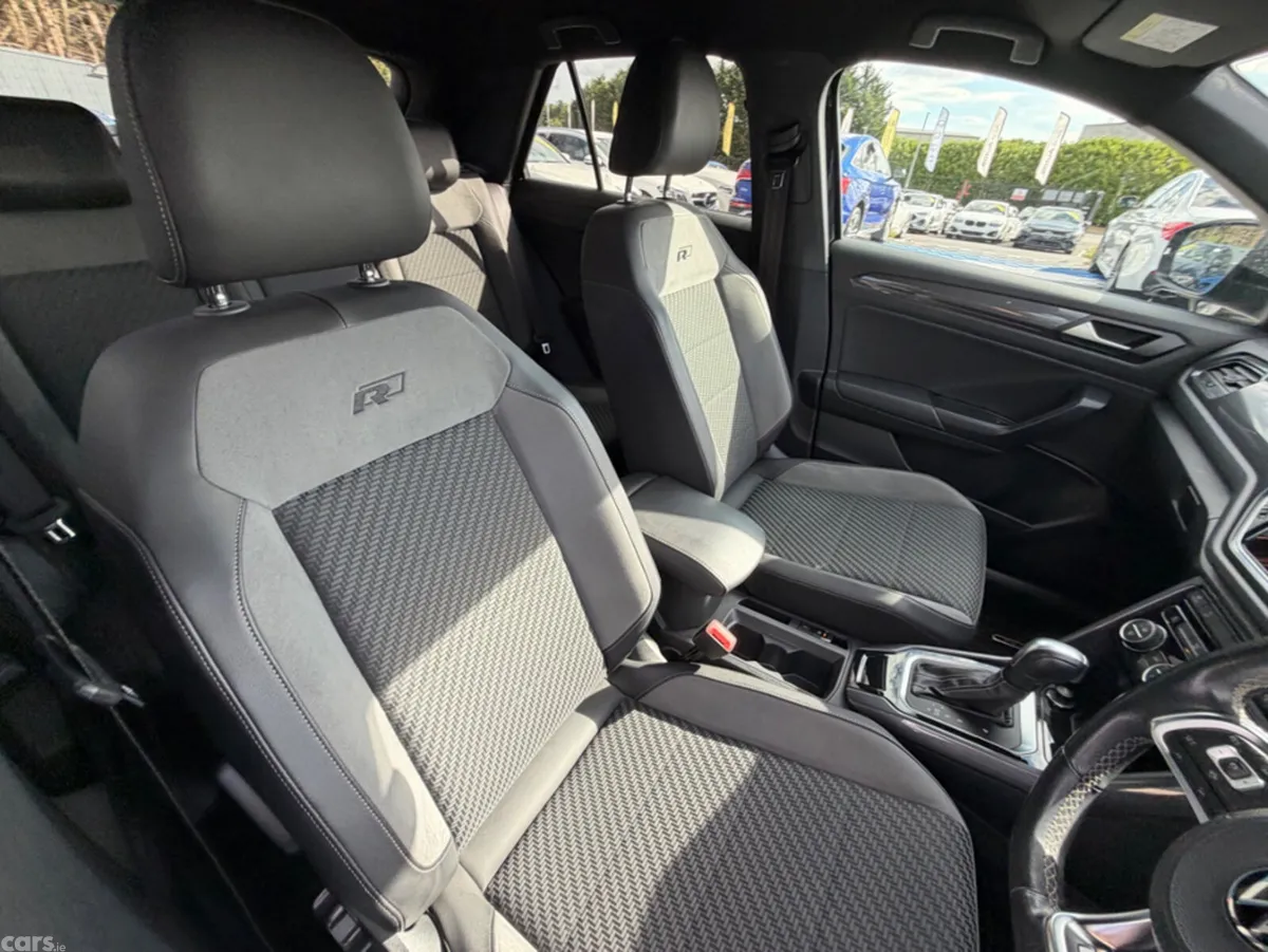 Volkswagen T-Roc SUV, Diesel, 2021, Black