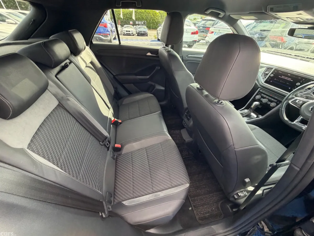 Volkswagen T-Roc SUV, Diesel, 2021, Black