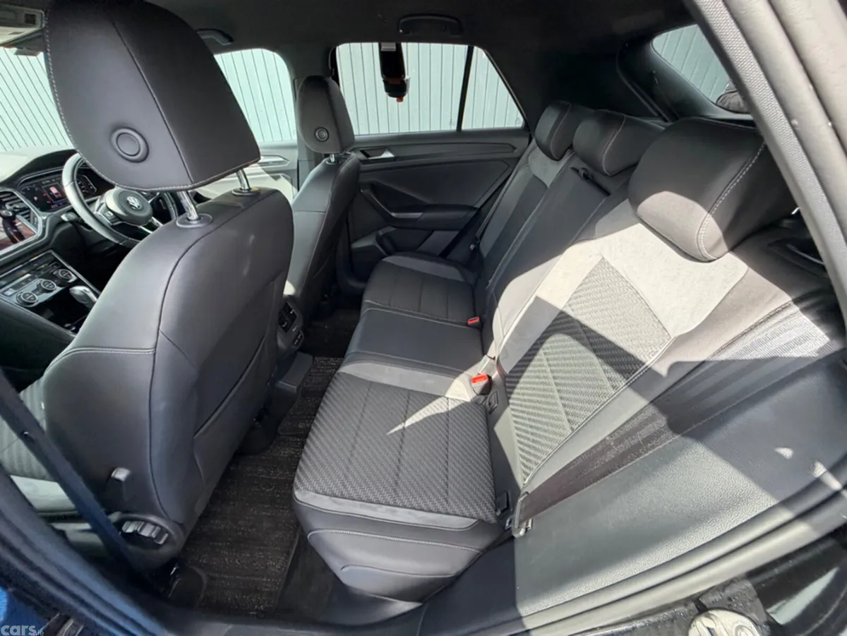 Volkswagen T-Roc SUV, Diesel, 2021, Black