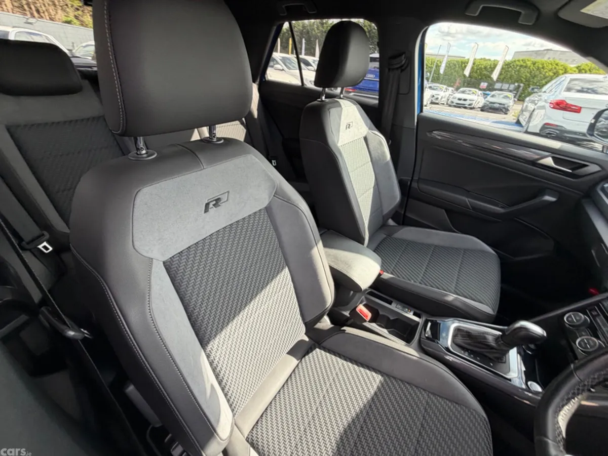 Volkswagen T-Roc SUV, Diesel, 2021, Blue