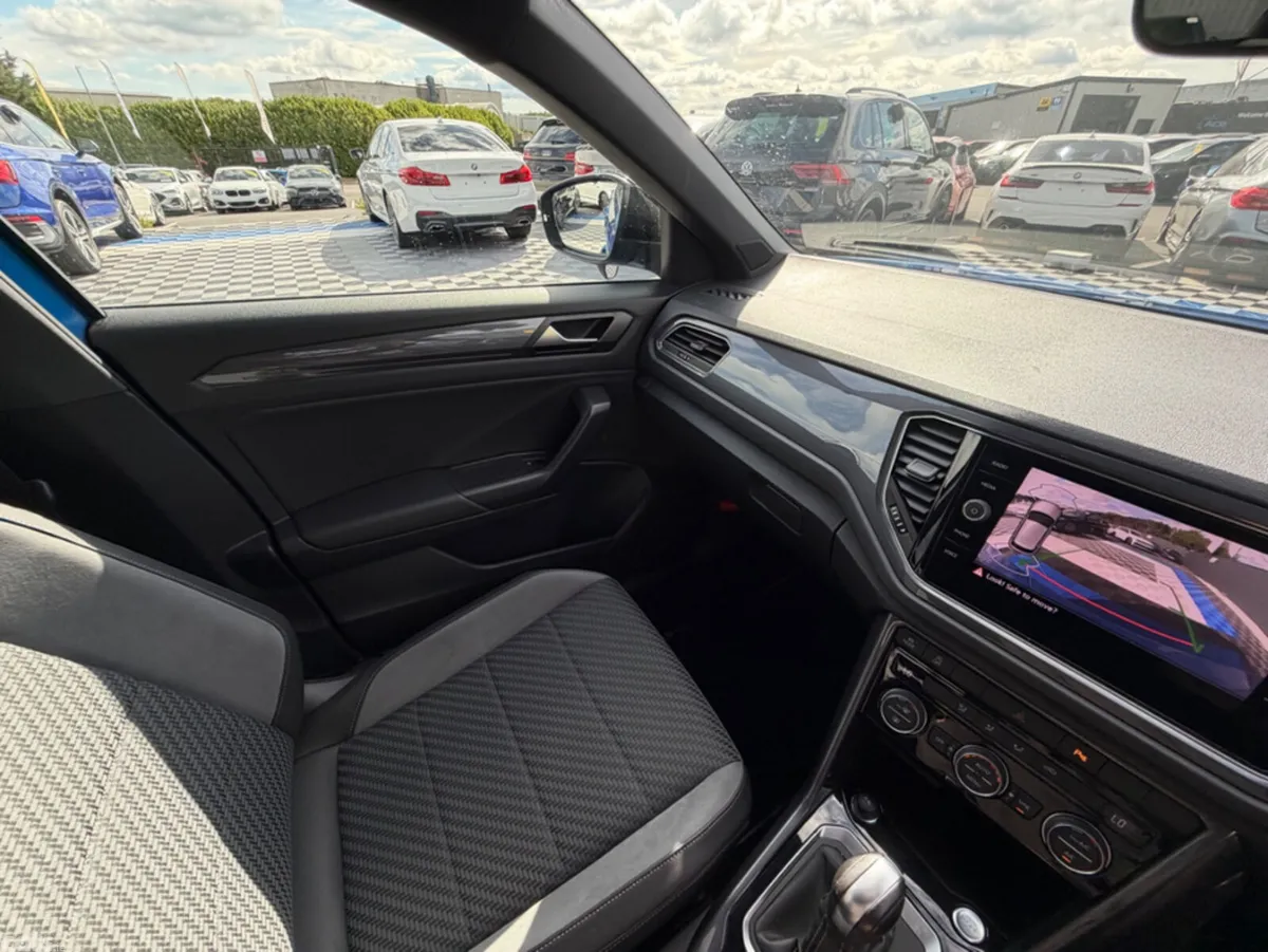 Volkswagen T-Roc SUV, Diesel, 2021, Blue