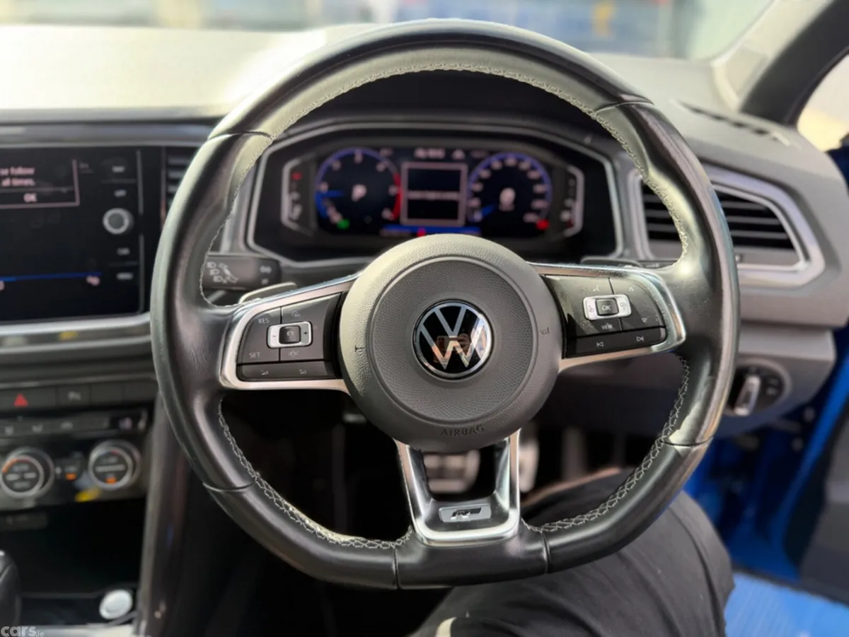 Volkswagen T-Roc SUV, Diesel, 2021, Blue
