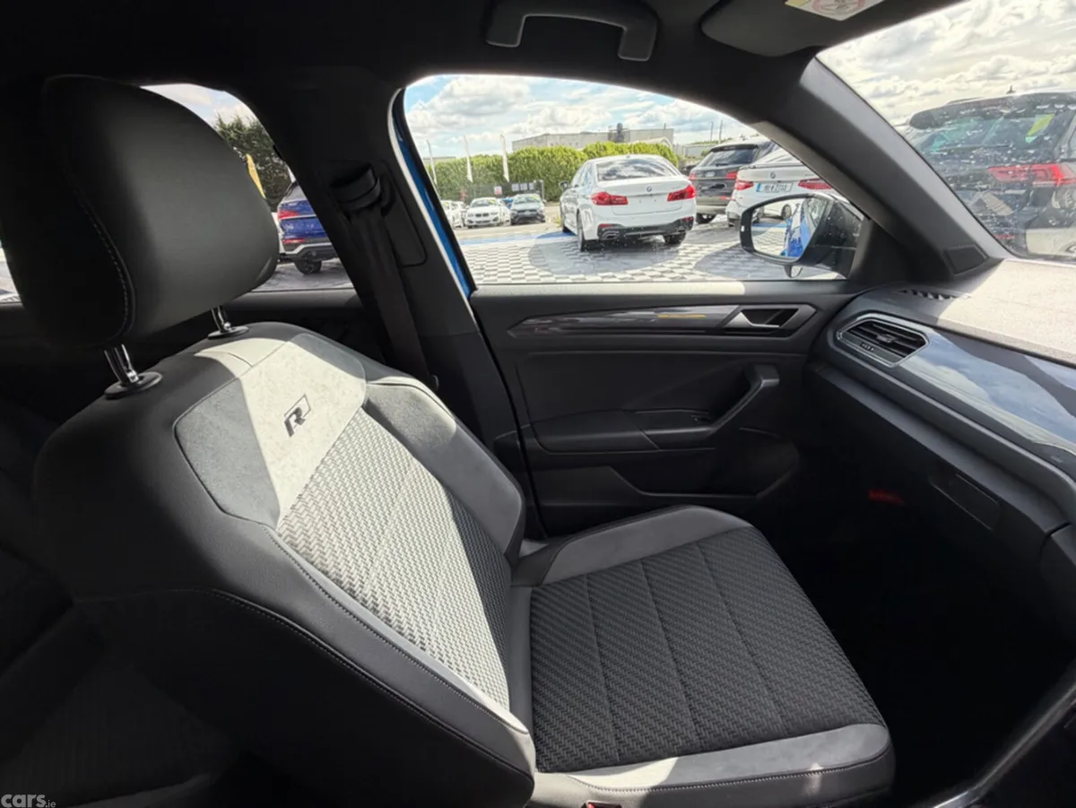 Volkswagen T-Roc SUV, Diesel, 2021, Blue