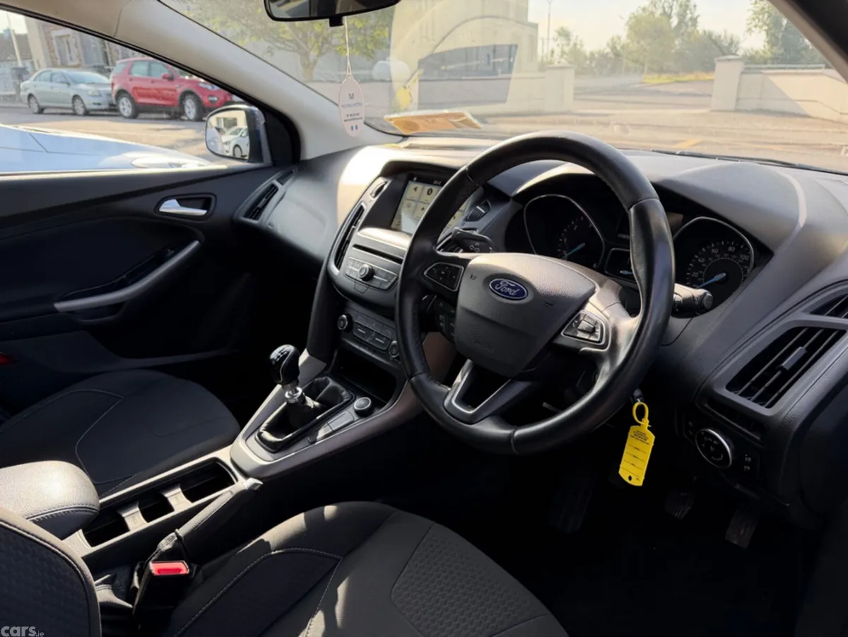 Ford Focus Hatchback, Diesel, 2017, Blue