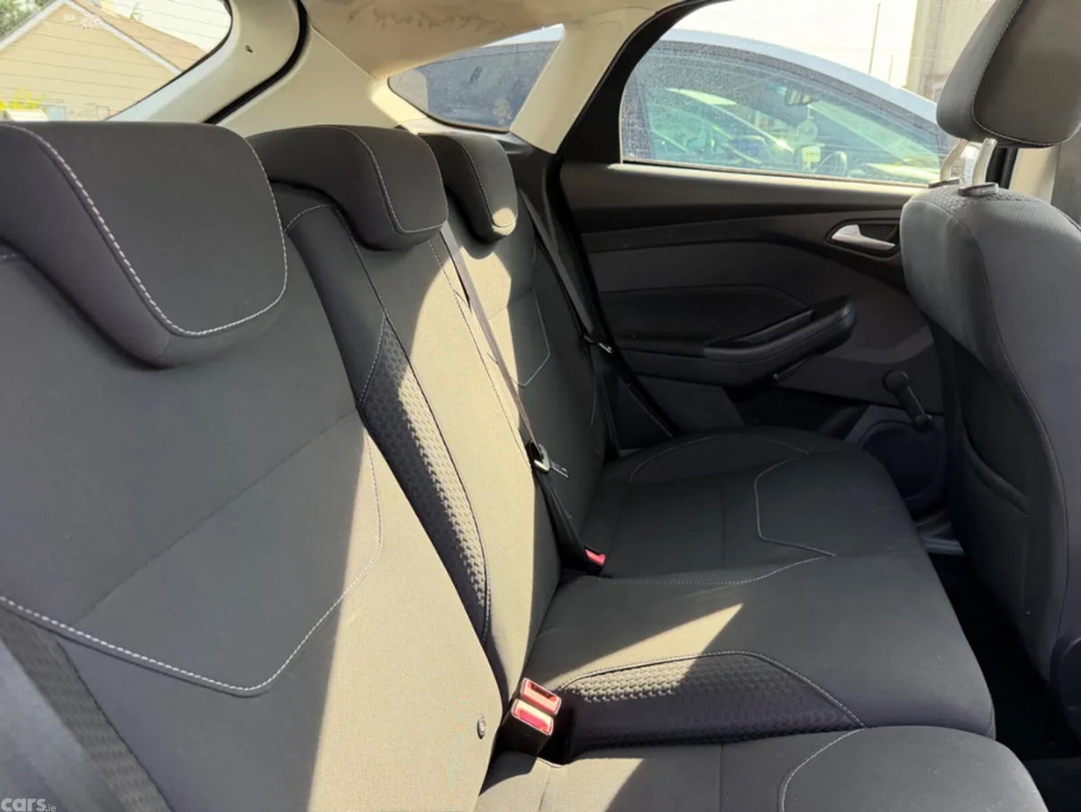 Ford Focus Hatchback, Diesel, 2017, Blue