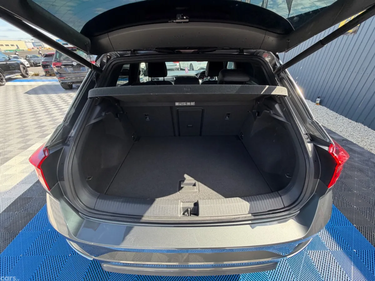 Volkswagen T-Roc SUV, Diesel, 2021, Grey