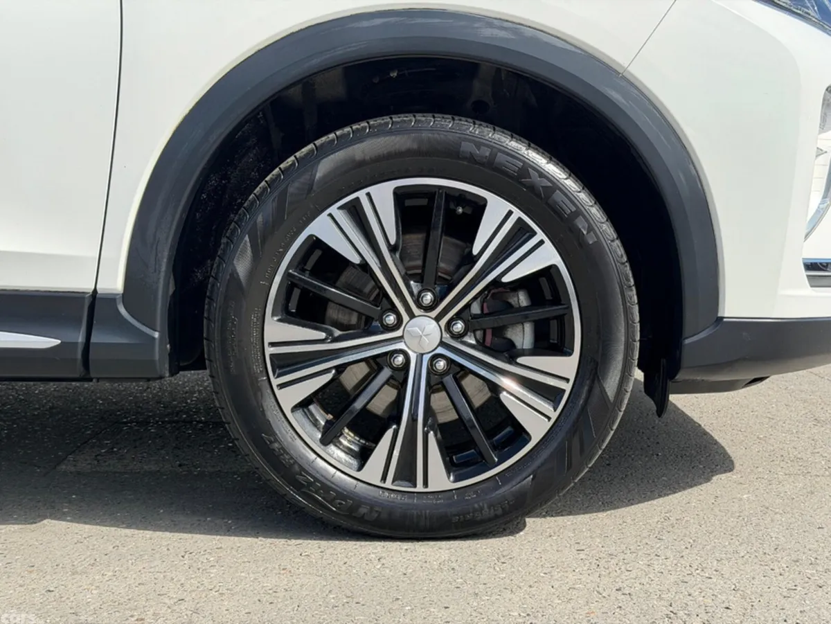 Mitsubishi Eclipse Cross SUV, Petrol, 2019, White