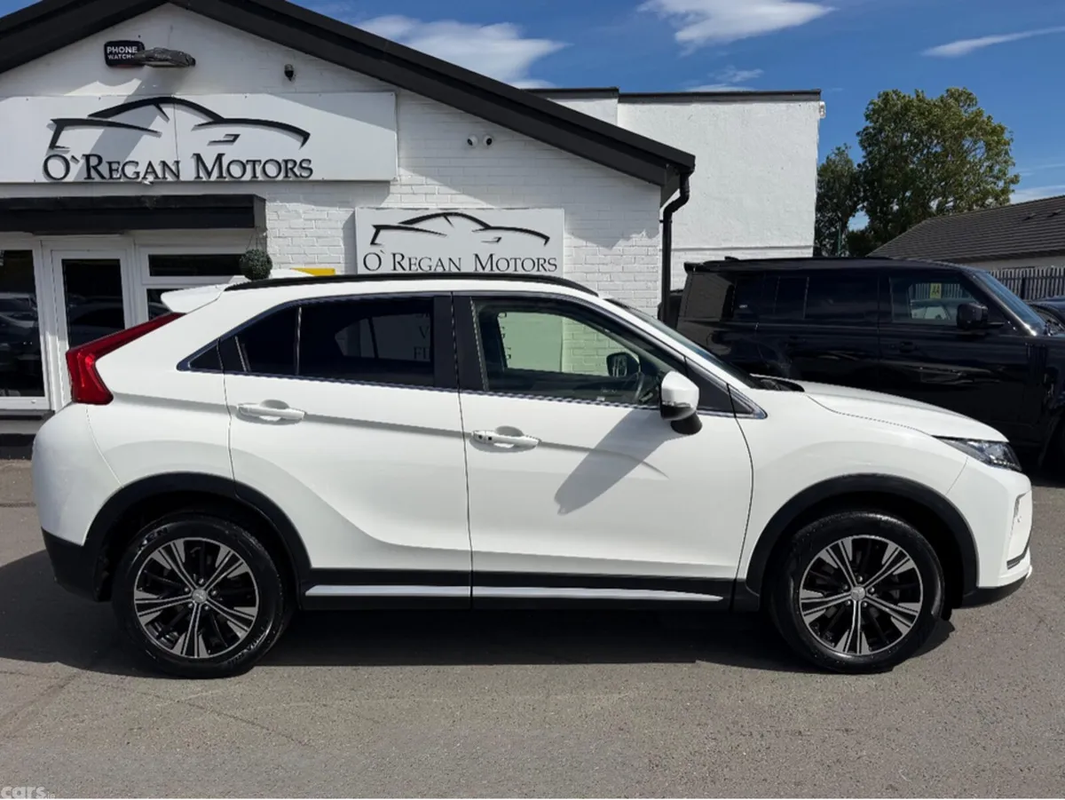 Mitsubishi Eclipse Cross SUV, Petrol, 2019, White