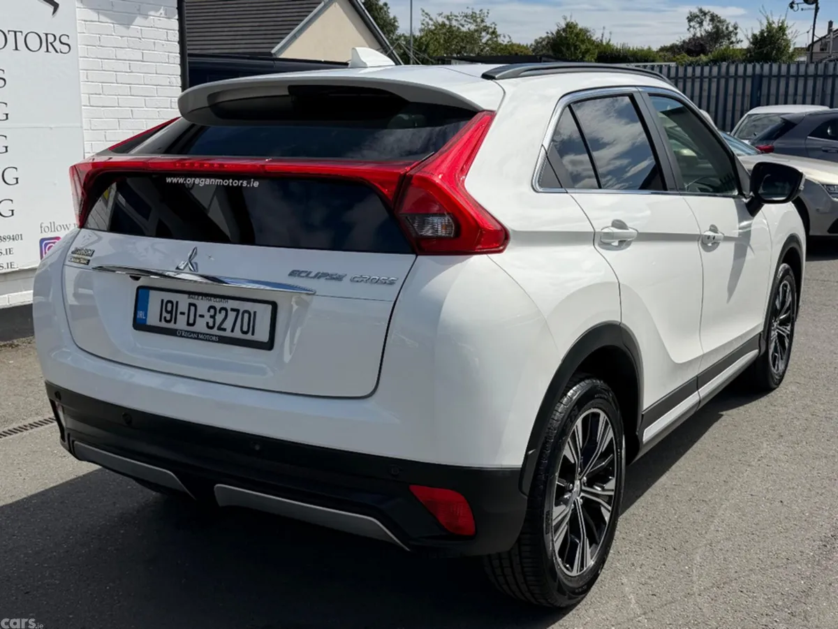 Mitsubishi Eclipse Cross SUV, Petrol, 2019, White