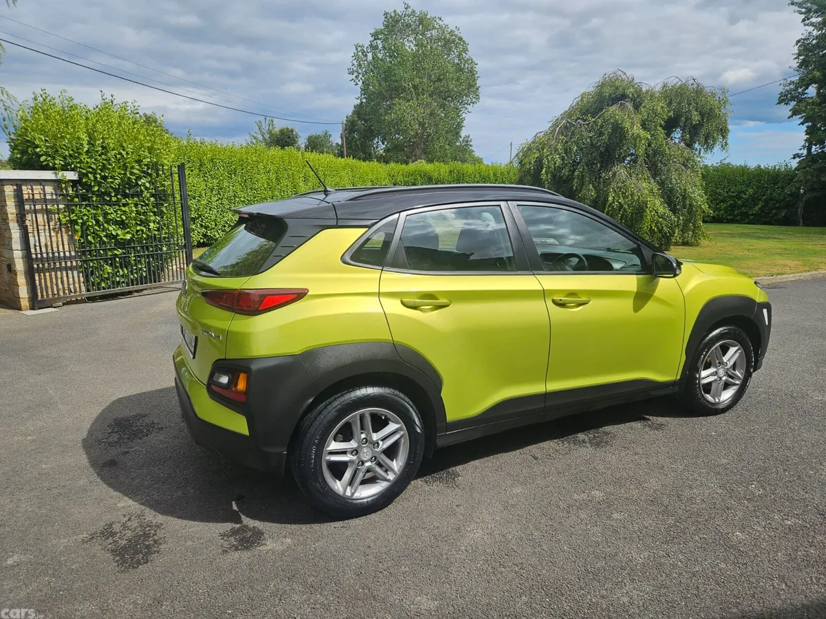 Hyundai KONA MPV, Petrol, 2018, Green